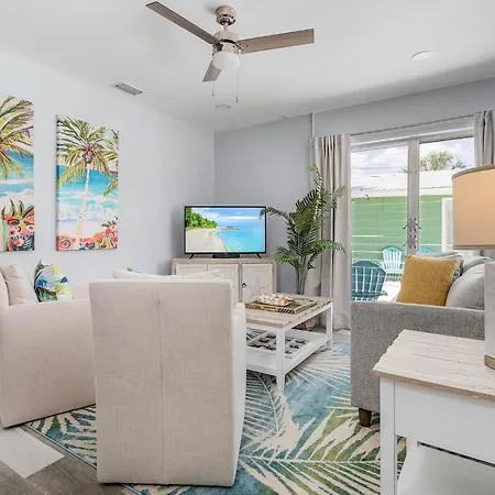 171 Washington - Dune Our Thing - Unit B - Fabulous Pool Home! Home